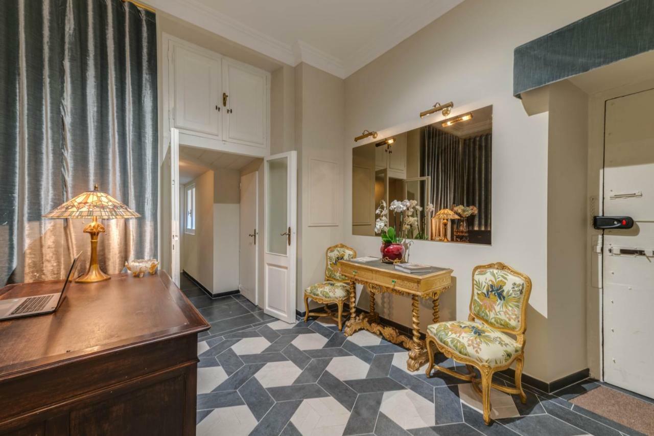 Adrianus Hotel Рим Экстерьер фото